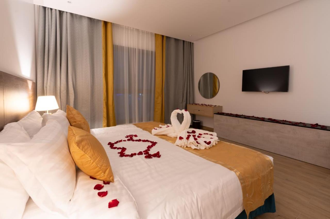 Hotel مجمع لاقون السكني - للعائلات فقط Dschidda Exterior foto