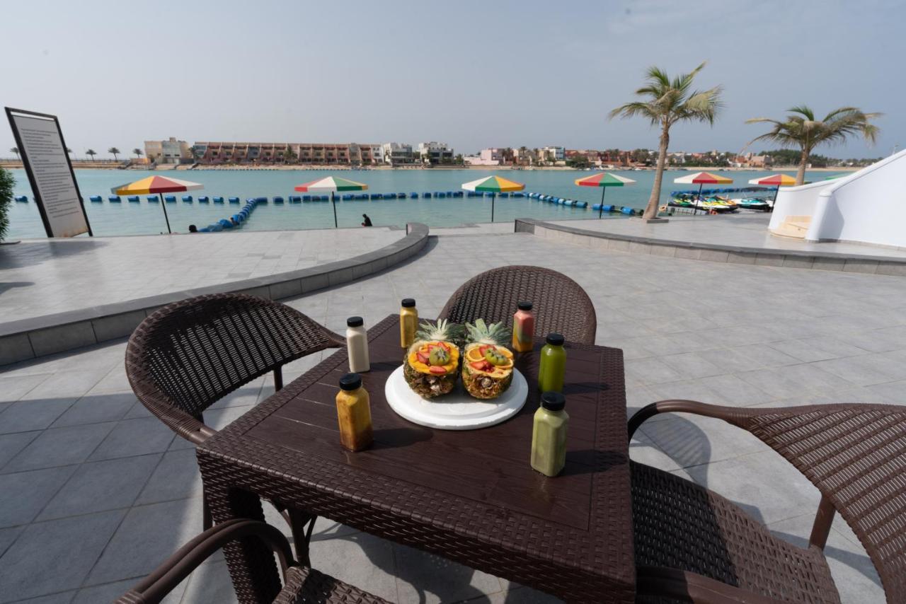 Hotel مجمع لاقون السكني - للعائلات فقط Dschidda Exterior foto