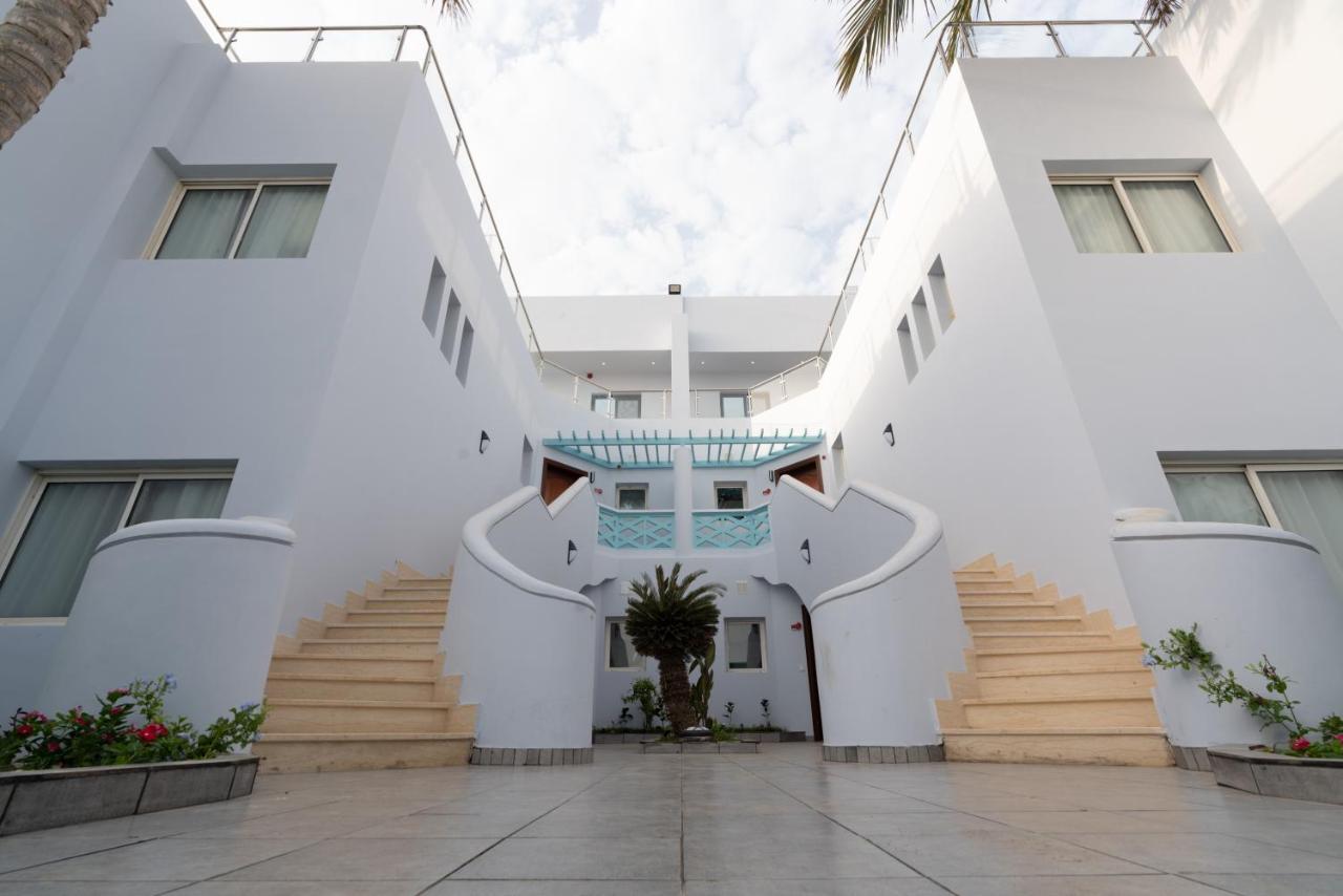Hotel مجمع لاقون السكني - للعائلات فقط Dschidda Exterior foto